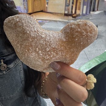 Mint Julep Bar - Mickey Mouse Marvelous Magical Beignets! - Donuts Near Me - Anaheim, California