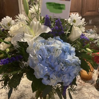Melissa's Flower Shop - $100 - Florists Near Me - Tracy, California Melissa's Flower Shop - $100 - Florists Near Me - Tracy, California
