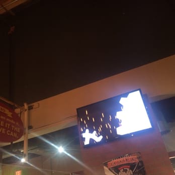 Famous Dave's Bar-B-Que - TVs! Cool Deal! - Barbeque Near Me - El Paso, Texas Famous Dave's Bar-B-Que - TVs! Cool Deal! - Barbeque Near Me - El Paso, Texas