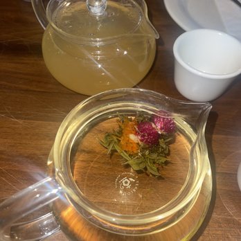 Trendy Dumpling - blooming flower green tea and ginger turmeric tea - Noodles Near Me - Houston, Texas Trendy Dumpling - blooming flower green tea and ginger turmeric tea - Noodles Near Me - Houston, Texas