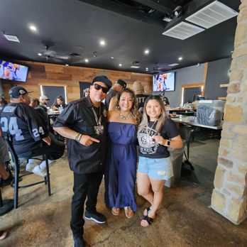 Chill Grapevine - New American Near Me - Grapevine, Texas
