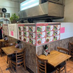 Green Bamboo Vietnamese Cuisine - Inside of restaurant~