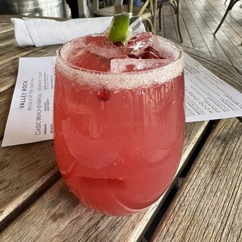 Valley Rock Inn - Pomegranate margarita - Guest Houses Near Me - Sloatsburg, New York Valley Rock Inn - Pomegranate margarita - Guest Houses Near Me - Sloatsburg, New York