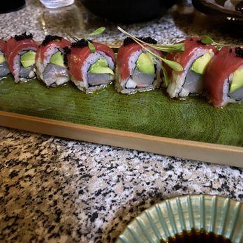 Blōōfin Sushi and Bar - Sushi Bars Near Me - Spring, Texas