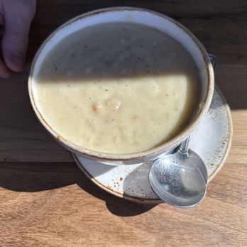 Tidal Raves - Clam chowder - New American Near Me - Depoe Bay, Oregon