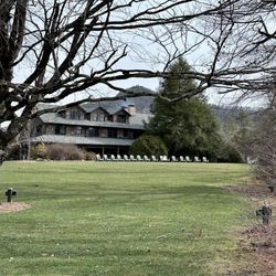 High Hampton Inn & Country Club