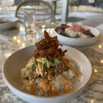 CALI - Tampa Palms - Hot & Crunchy bowl - New American Near Me - Tampa, Florida CALI - Tampa Palms - Hot & Crunchy bowl - New American Near Me - Tampa, Florida