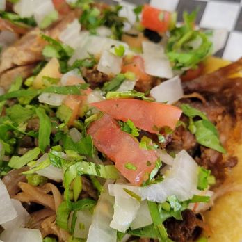 Mis Pinchis Tacos - Taco de Carnitas - Tacos Near Me - Yermo, California