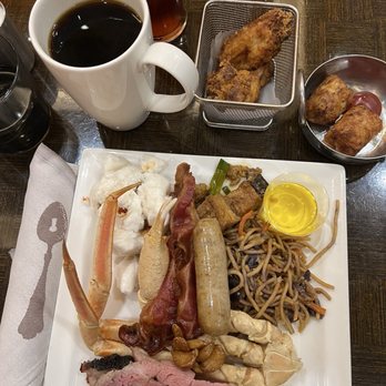 Wicked Spoon - The spread round 1 - Buffets Near Me - Las Vegas, Nevada