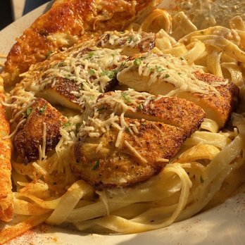 Heroes - Blackened chicken Alfredo - American Near Me - Riverside, California