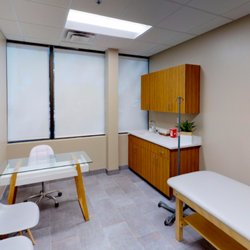 Green Leaf Medical Marijuana Card Doctors - Medical marijuana examination room. Our MMJ doctor meets with patients for medical card certifications at our medical clinic.