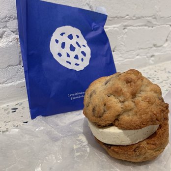 Levain Bakery - Upper East Side, NYC - Ice cream sandwich - Bakeries Near Me - New York, New York Levain Bakery - Upper East Side, NYC - Ice cream sandwich - Bakeries Near Me - New York, New York