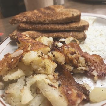 Pavlos' Restaurant - Egg whites, bacon, home fries(extra crispy), wheat toast. They have strawberry, orange, grape and mixed berry jam. So bomb! - Diners Near Me - Auburn, New York Pavlos' Restaurant - Egg whites, bacon, home fries(extra crispy), wheat toast. They have strawberry, orange, grape and mixed berry jam. So bomb! - Diners Near Me - Auburn, New York