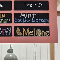Specialty flavor: Melone.  I was told that it was made for the Richmonda Watermelon festival