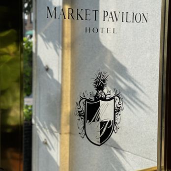 Market Pavilion Hotel - Front door - Hotels Near Me - Charleston, South Carolina Market Pavilion Hotel - Front door - Hotels Near Me - Charleston, South Carolina