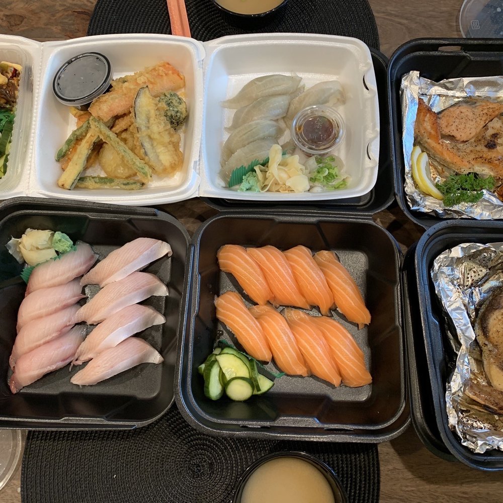 Kumi Ko - Salmon, Yellowtail, Yellowtail belly(Hamachi Toro), Halibut, Assorted Tempura - Japanese Near Me - Compton, California Kumi Ko - Salmon, Yellowtail, Yellowtail belly(Hamachi Toro), Halibut, Assorted Tempura - Japanese Near Me - Compton, California
