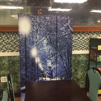 China Star - It's a decoration. It really brings out the theme of the restaurant. - Chinese Near Me - Durham, North Carolina