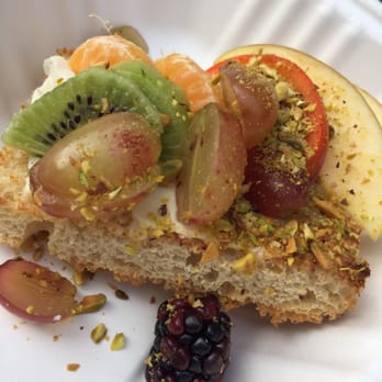 Farm : Table - Breakfast toast with grapes, kiwi, orange - Coffee & Tea Near Me - San Francisco, California Farm : Table - Breakfast toast with grapes, kiwi, orange - Coffee & Tea Near Me - San Francisco, California