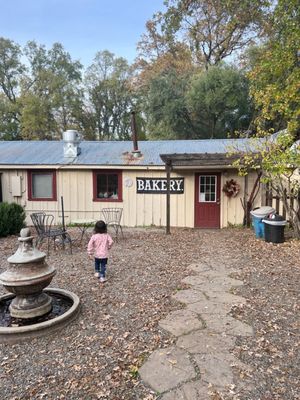 Columbia Kate's Bakery by null