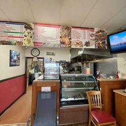 Al Yamama Grill - Inside