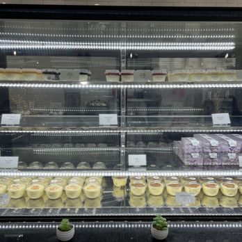 Bijou - Desserts - Desserts Near Me - Houston, Texas Bijou - Desserts - Desserts Near Me - Houston, Texas
