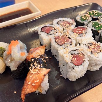 Oishii - Happy hour: spinach roll + dynamite roll - Sushi Bars Near Me - Houston, Texas