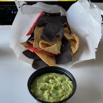 Burrito Boyz - Chips and side guacamole - Mexican Near Me - Toronto, Ontario