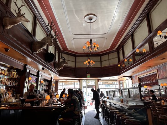 Palmer's Tavern by null