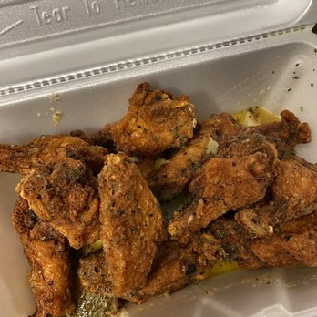Corduroy's Pizza - Garlic Parmesan Wings - Pizza Near Me - Mentor, Ohio Corduroy's Pizza - Garlic Parmesan Wings - Pizza Near Me - Mentor, Ohio