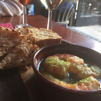 The Cricketers - Garlic prawns - Pubs Near Me - Brighton, BNH The Cricketers - Garlic prawns - Pubs Near Me - Brighton, BNH
