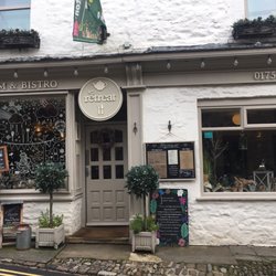 The Retreat Cafe & Tea Rooms