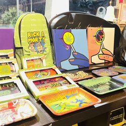 Madeira Beach Smoke Shop - Accessories & Art