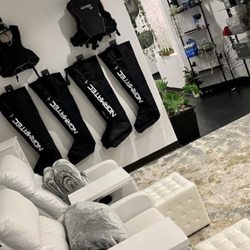Recovery Lab - Legs sore from mountain activities? Jump into a pair of Normatec boots for top of the line sports recovery.