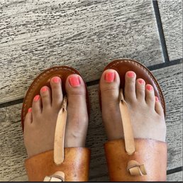 Pedicure few days later, still good. Pedicure few days later, still good.