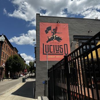 Lucius Q - Outside - Barbeque Near Me - Cincinnati, Ohio