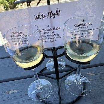 La Nebbia Winery - Wineries Near Me - Half Moon Bay, California La Nebbia Winery - Wineries Near Me - Half Moon Bay, California
