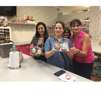 Mia Cake House - Cooking Schools Near Me - Plantation, Florida