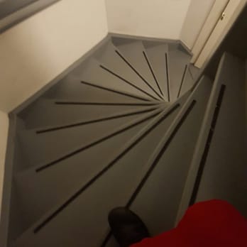 Hotel JL no. 76 - This stairwell is a bit scary. - Hotels Near Me - Amsterdam, New Hampshire