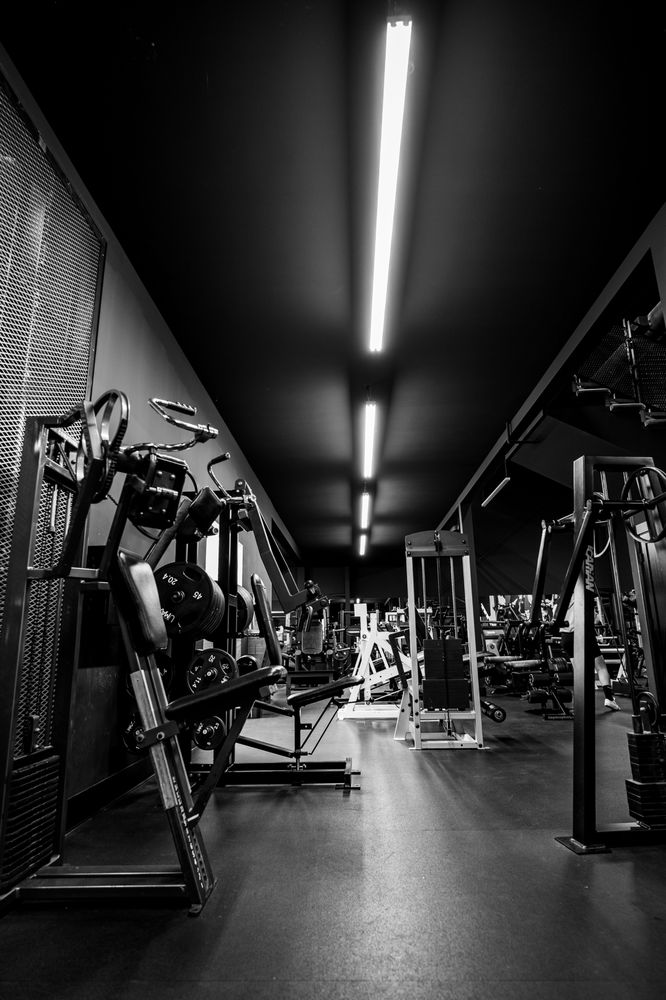 PAC GYM Updated September 2024 180 Photos & 17 Reviews 5102 W