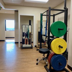 Integral Physical Therapy - With a complete range of exercise equipment.