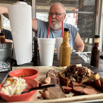 The Pig & Pint - Barbeque Near Me - Jackson, Mississippi