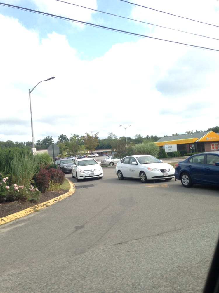 FOXBOROUGH PLAZA Updated October 2024 30 Commercial St, Foxborough