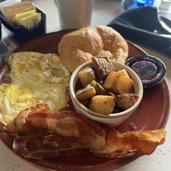 Just Brunch Breakfast Bar - All American JB Breakfast Platter - Breakfast & Brunch Near Me - Duluth, Georgia