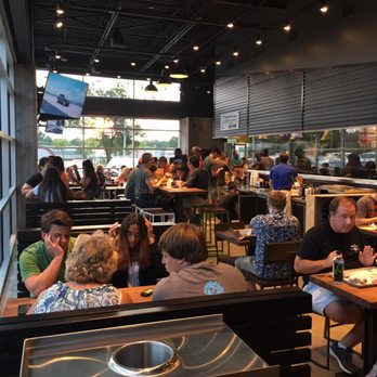 Shake Shack Livingston at the Circle - Fast Food Near Me - Livingston, New Jersey Shake Shack Livingston at the Circle - Fast Food Near Me - Livingston, New Jersey