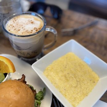 Winna’s Kitchen - Grits - Breakfast & Brunch Near Me - Myrtle Beach, South Carolina
