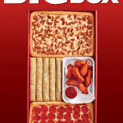 Pizza Hut - This is what they advertise!