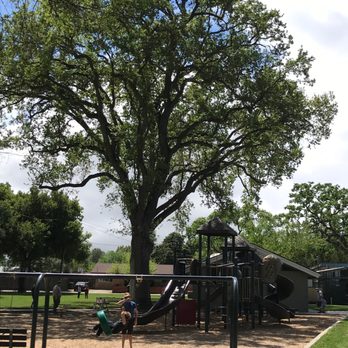 Templeton Park - Playground area - Parks Near Me - Templeton, California