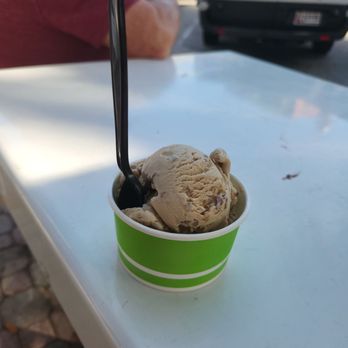 Strachan's Ice Cream & Desserts - Ice Cream & Frozen Yogurt Near Me - Dunedin, Florida Strachan's Ice Cream & Desserts - Ice Cream & Frozen Yogurt Near Me - Dunedin, Florida