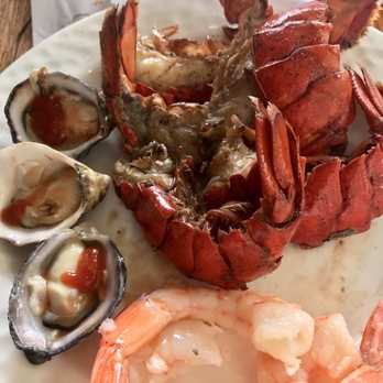La Hiki - Lobsters oysters and cocktail shrimp - Breakfast & Brunch Near Me - Kapolei, Hawaii La Hiki - Lobsters oysters and cocktail shrimp - Breakfast & Brunch Near Me - Kapolei, Hawaii