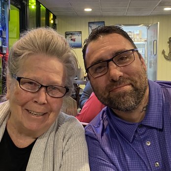 Shrimp Basket - Tom's Mom with Will (Assistant Manager). - Seafood Near Me - Orange Beach, Alabama Shrimp Basket - Tom's Mom with Will (Assistant Manager). - Seafood Near Me - Orange Beach, Alabama